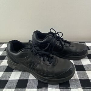 New Balance 577 Walking Shoes Womens 10 M Black Leather Lace Up Low Top